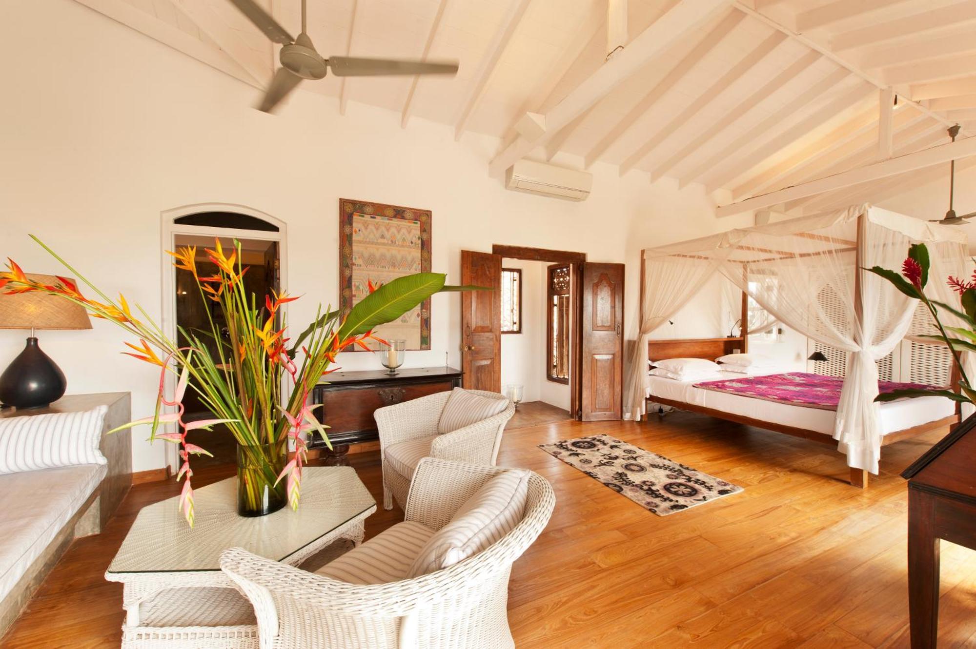 A 03 Bedroom Villa In Galle Fort With Roof Terrace & Pool Exterior foto