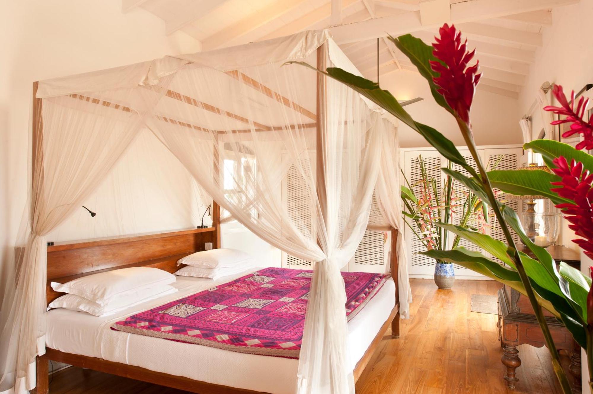 A 03 Bedroom Villa In Galle Fort With Roof Terrace & Pool Exterior foto